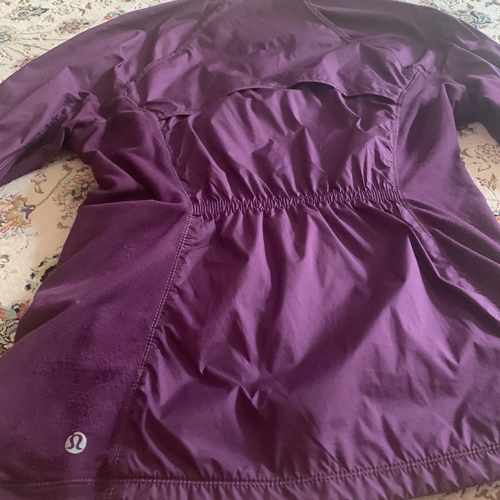 Lululemon jacket - Picture 13 of 17